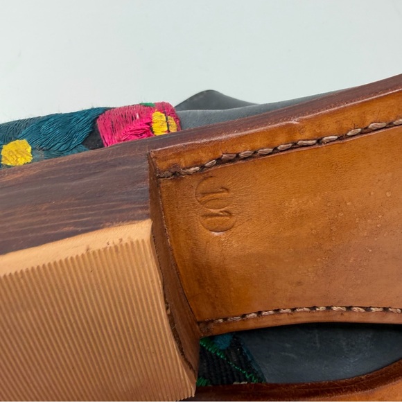 NWOB The Root Collective Espe Leather Boots with Custom Embroidery Sz 11 - Picture 10 of 12